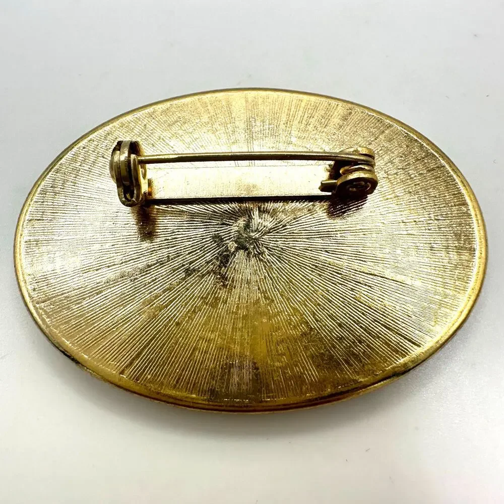 Vintage Japanese Damascene gold plated inlay black etched oval brooch pin